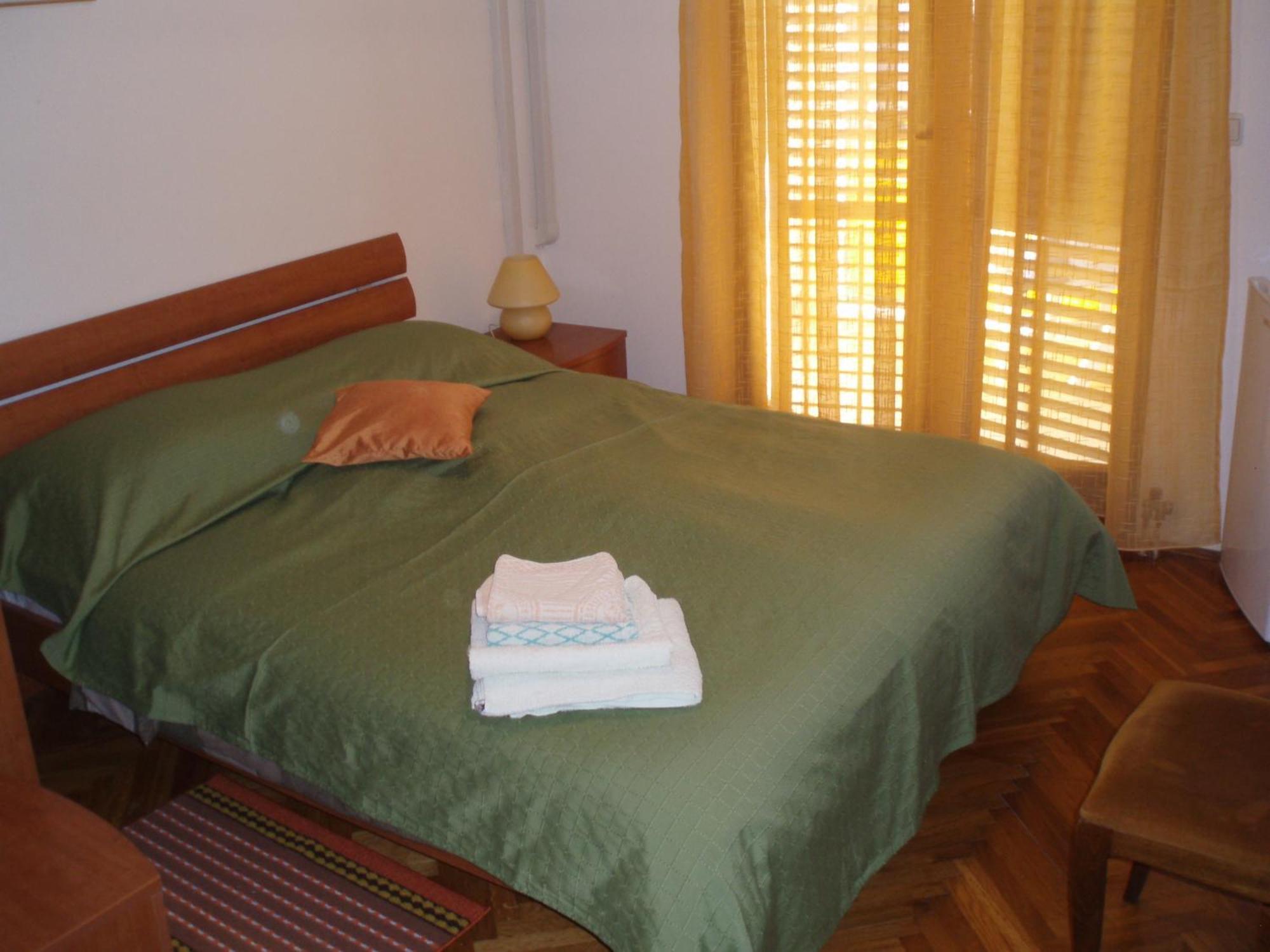 Apartments And Rooms Irena Ровин Стая снимка